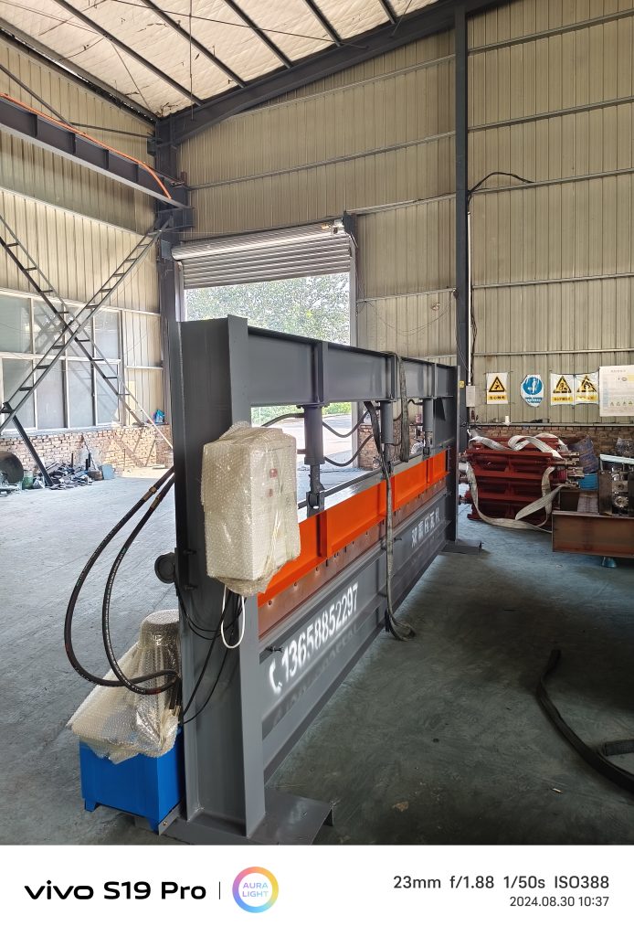 Shearing machine and bending machine