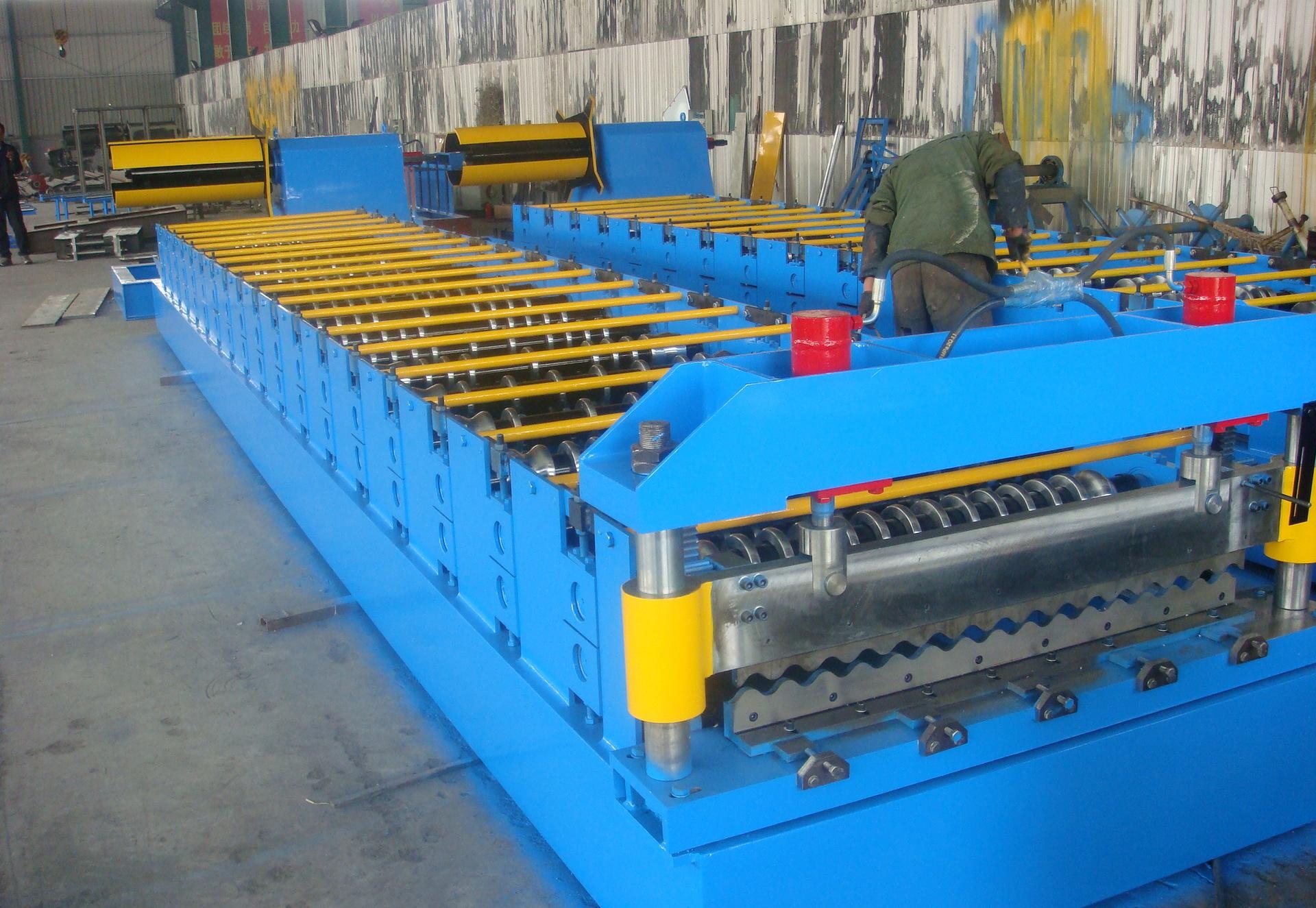 roll forming machine