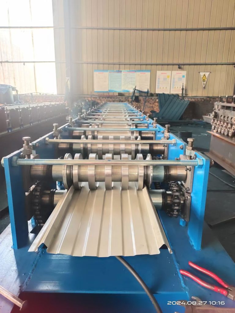 270-type color steel tile press machine